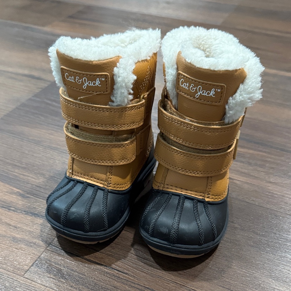 Toddler Thermolite Snow Boots Size 5C